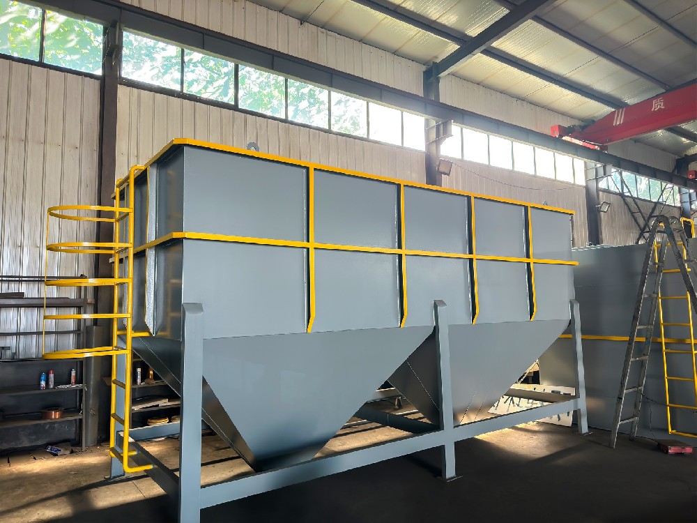 油庫廢水處理：防爆氣浮機(jī)設(shè)備